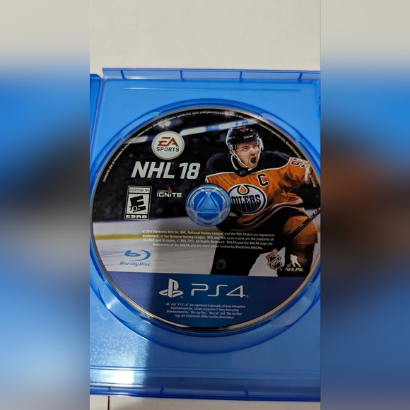 Mint NHL 18 PS4 Complete in Case - Picture 4 of 5